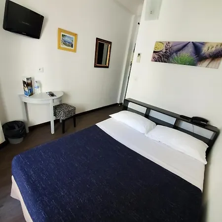 Brit Colbert Szálloda