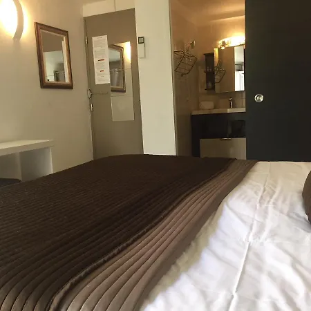 Brit Colbert Antibes