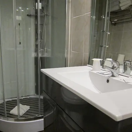 Colbert Hotel 3*