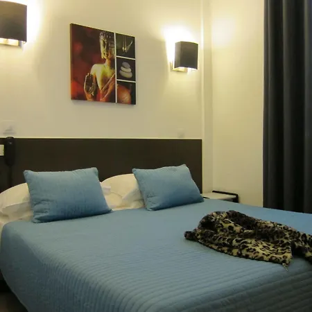 Hotel Colbert 3*