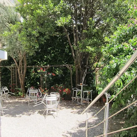 Hotel Colbert